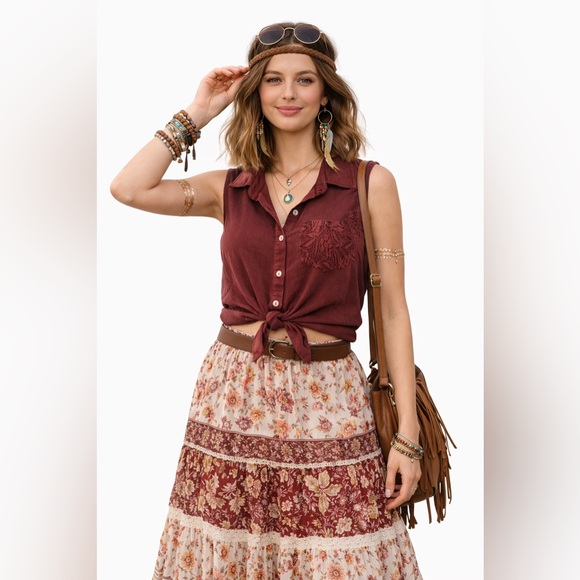 Pol Burgundy Crop‎ Sleeveless Top With Lace Back And Front Pocket Size Small - Picture 2 of 11